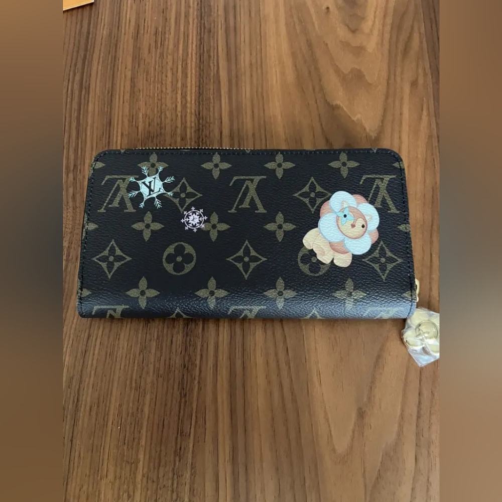 Louis Vuitton Vivienne Zippy Wallet